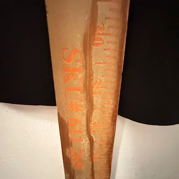 SPANX L one piece top and thigh control spandex contouring slimming shapewear - Picture 6 of 11